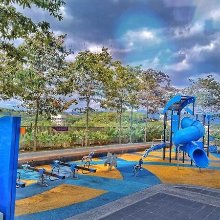 Mmg D'Tiara Homestay Kajang Eksteriør bilde