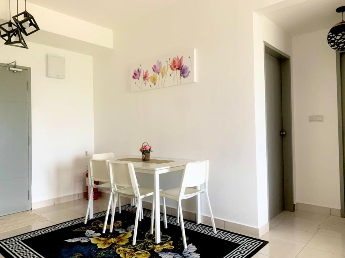Mmg D'Tiara Homestay Kajang Eksteriør bilde