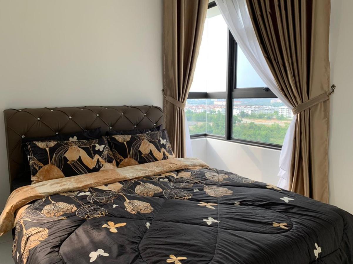 Mmg D'Tiara Homestay Kajang Eksteriør bilde